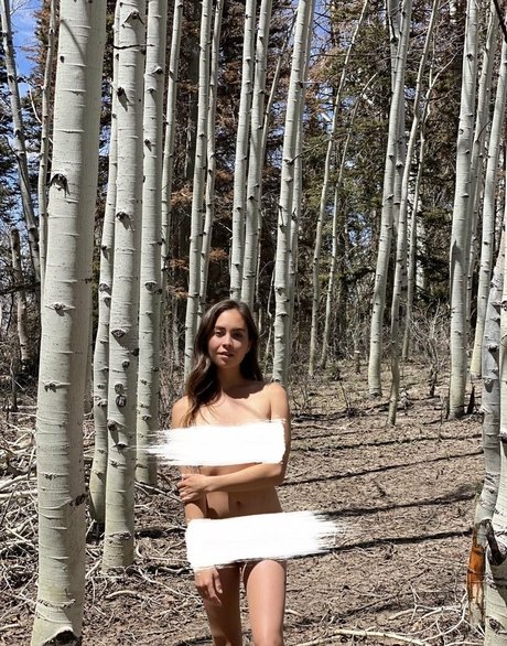 Alexchov sexy actress picture