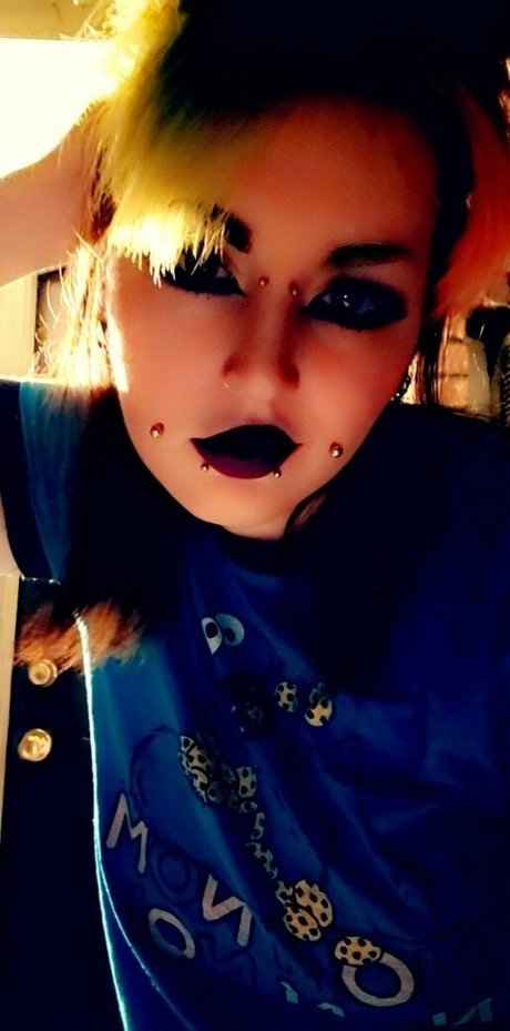 monsterbun42 hd pornstar image