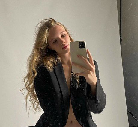 Alena Barhalenko actress image