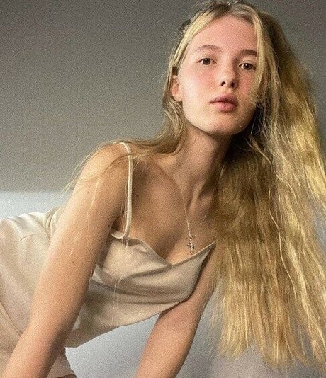 Alena Barhalenko high quality actress gallery