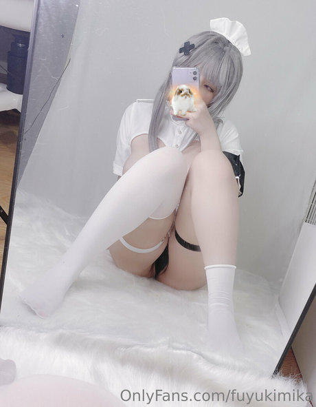 fuyukimika model naked archive