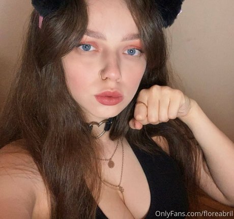 ladyaprill pornstar nude images
