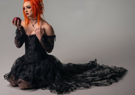 GiGi Dolan pornstar high quality images