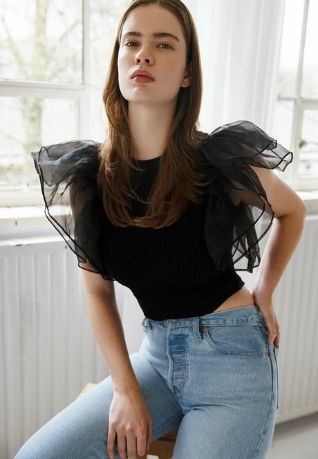 Benthe Ten Broek star exclusive photos