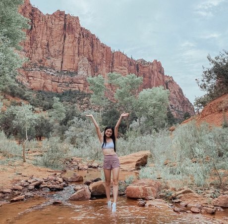 Ashley Liao model free photo