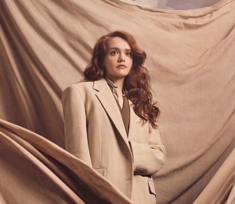 Olivia Cooke adult model archive