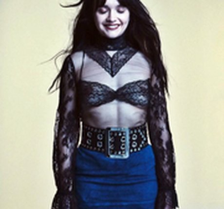 Olivia Cooke star naked img