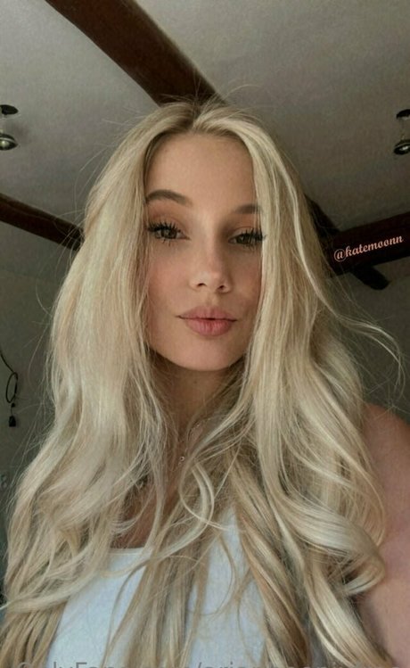 big tits blonde onlyfans nude img