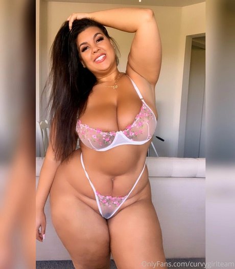 curvygirlteam model nice img