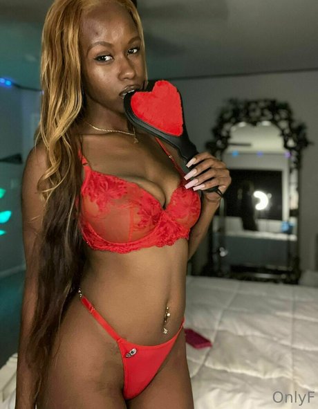 jezabelvisser exclusive star pic