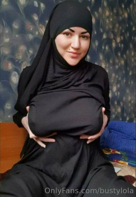 lesbian onlyfans pretty pic