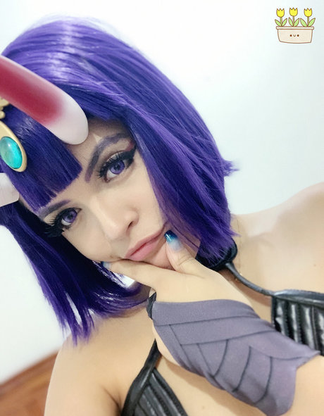 adri ch4n naked star pictures