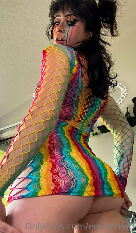emundead pornstar nude pic