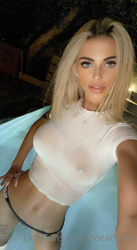deeadivina model nude archive
