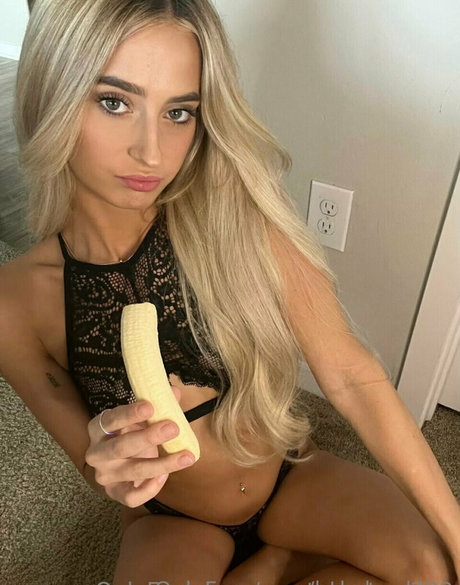russian mature onlyfans erotic pics