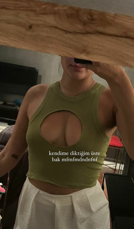 Suecuk model xxx photo
