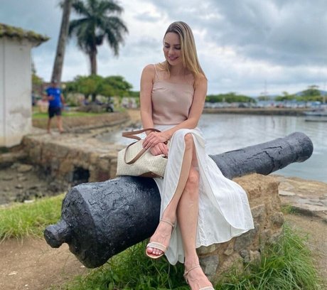 Rachel Sherazade model sexy pictures