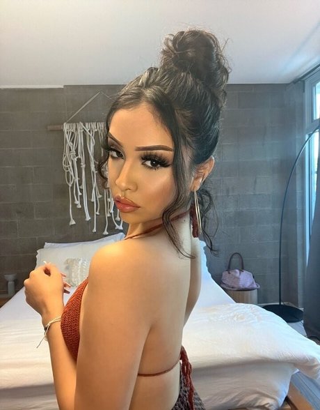 mslatinax exclusive model gallery