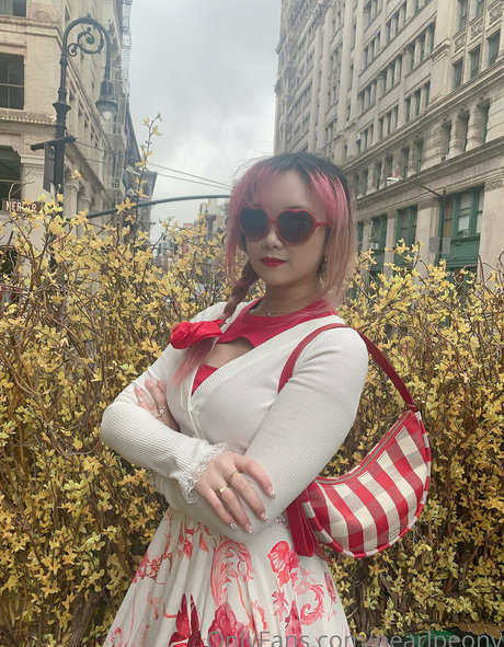 pearlpeony model exclusive photos
