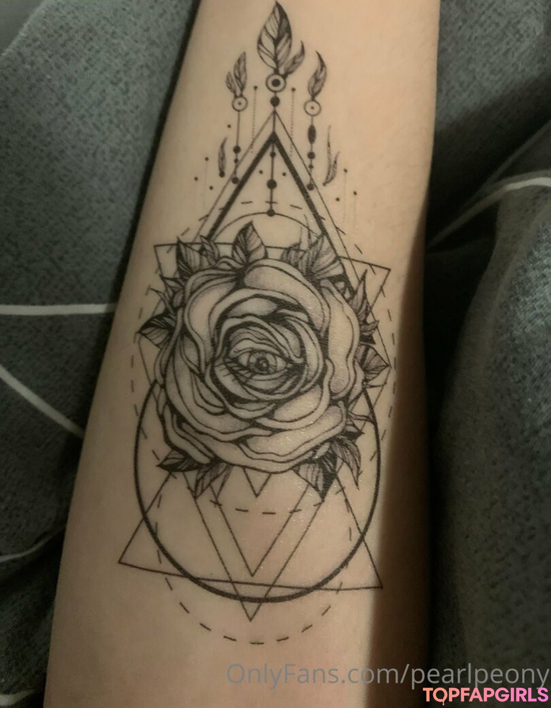 pearlpeony top profile image