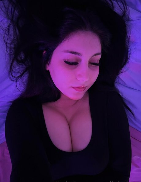 oliviariooo erotic model pics