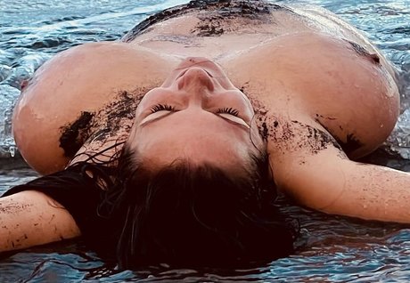 boobStruggle pornstar hd images