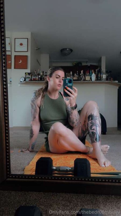 thebedr00mbully pornographic model photos