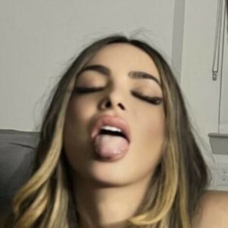 Analy Bazan perfect pornstar picture