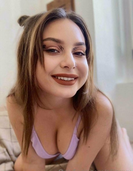aliiaxxx beautiful star pic