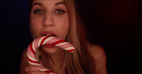 FrivolousFox ASMR model perfect pic