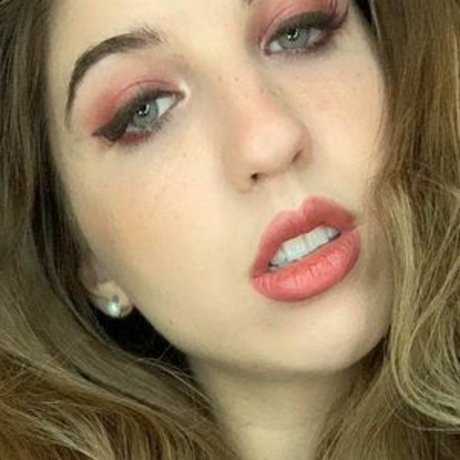 FrivolousFox ASMR top pornstar photos
