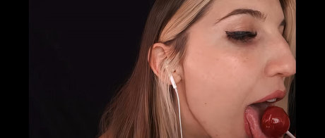 FrivolousFox ASMR perfect star galleries