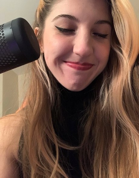 FrivolousFox ASMR actress archive