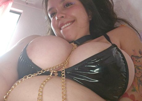 ValeRukyy pornstar hd images