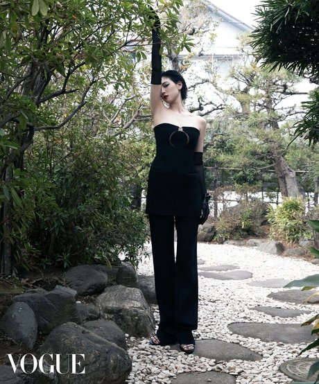 Ayaka Miyoshi model nude gallery