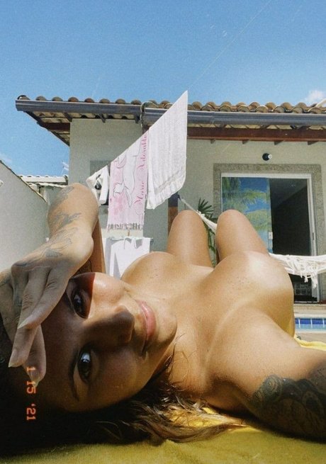 Julia Bhering model high quality picture