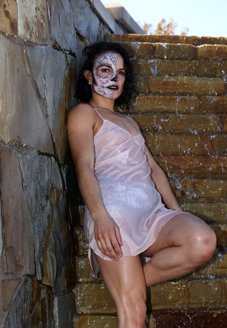 Thunder Rosa pornstar adult gallery