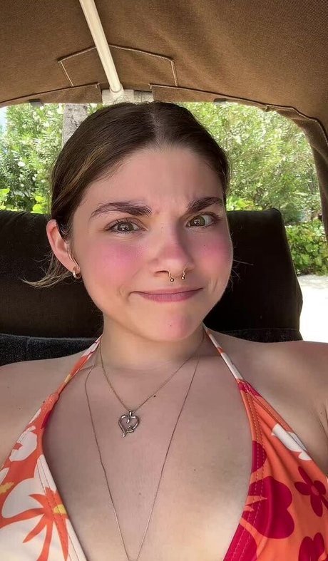 bailee 17 top model images