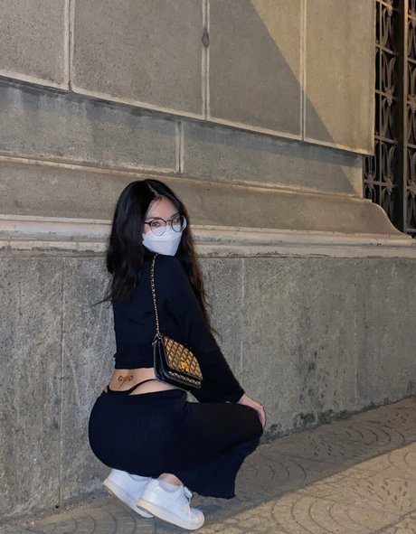 Thanh Nhen sexy pornstar images