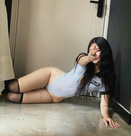 Thanh Nhen hd model image