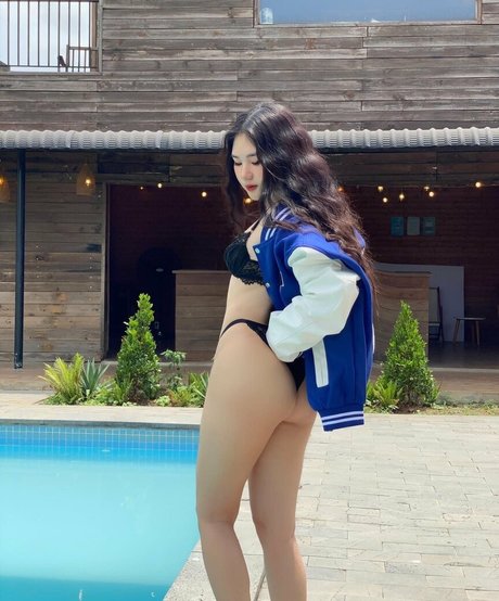 Thanh Nhen beautiful actress pic