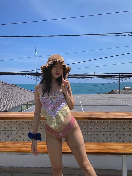 Thanh Nhen star nude pic