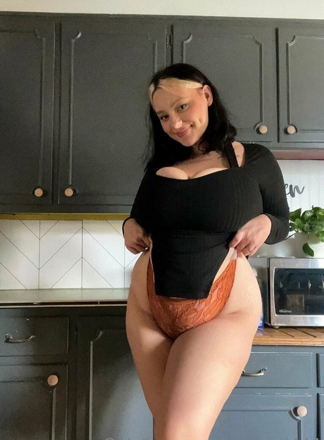 Myah Ramsey model sex photos