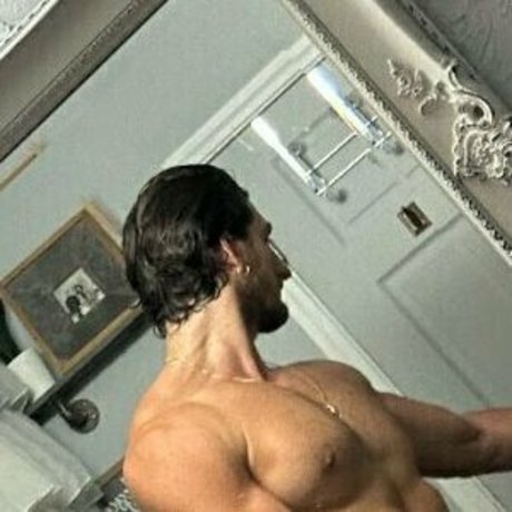 tooturntuncensored pornstar sexy pic
