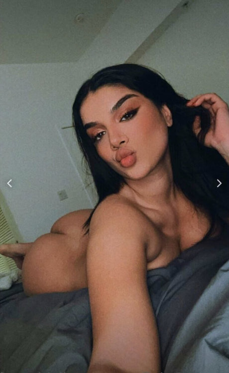 Alishba Sheikh pornstar free photos