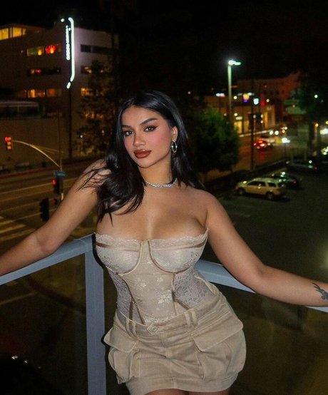Alishba Sheikh xxx model archive