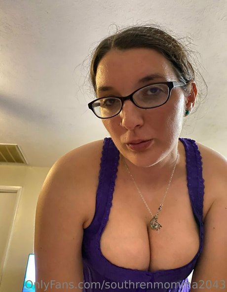 southrenmomma2043 exclusive pornstar picture