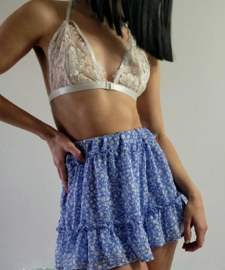Petitenfit xxx model pictures