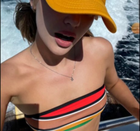 Alissa Violet star nudes gallery