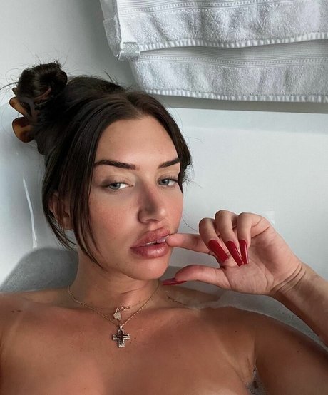 Anastasia Karanikolaou naked pornstar pics